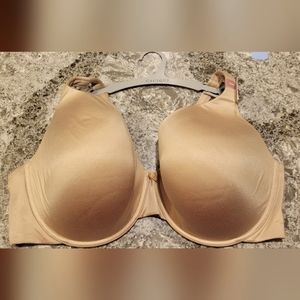 Cacique lightly lined full coverage size 48 DD Beige color